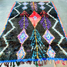 Load image into Gallery viewer, BOUCHEROUITE MOROCCAN RUG #573 - Vintage Handmade Carpet
