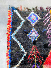 Load image into Gallery viewer, BOUCHEROUITE MOROCCAN RUG #573 - Vintage Handmade Carpet
