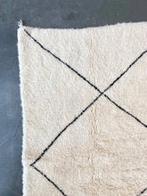 Load image into Gallery viewer, BENI OURAIN MOROCCAN RUG #617 - Handmade Carpet - On Sale!