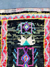 Load image into Gallery viewer, BOUCHEROUITE MOROCCAN RUG #243 - Vintage Handmade Carpet