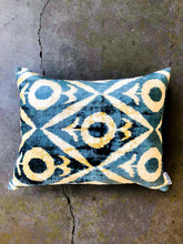Load image into Gallery viewer, TURKISH VELVET PILLOW #485 - On Sale!