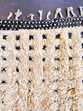 Load image into Gallery viewer, BOUJAD MOROCCAN RUG #538 - Handmade Carpet - On Sale!