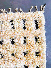 Load image into Gallery viewer, BOUJAD MOROCCAN RUG #537 - Handmade Carpet - On Sale!