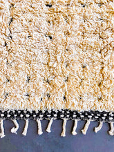 Load image into Gallery viewer, BOUJAD MOROCCAN RUG #538 - Handmade Carpet - On Sale!
