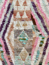 Load image into Gallery viewer, BOUJAD MOROCCAN RUNNER #570 - Vintage Handmade Carpet