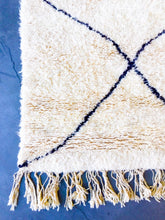 Load image into Gallery viewer, BENI OURAIN MOROCCAN RUG #34 - Vintage Handmade Carpet