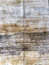 Load image into Gallery viewer, BENI MRIRT MOROCCAN RUNNER #315- Handmade Carpet