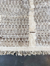Load image into Gallery viewer, BENI OURAIN MOROCCAN #600 - Handmade Carpet
