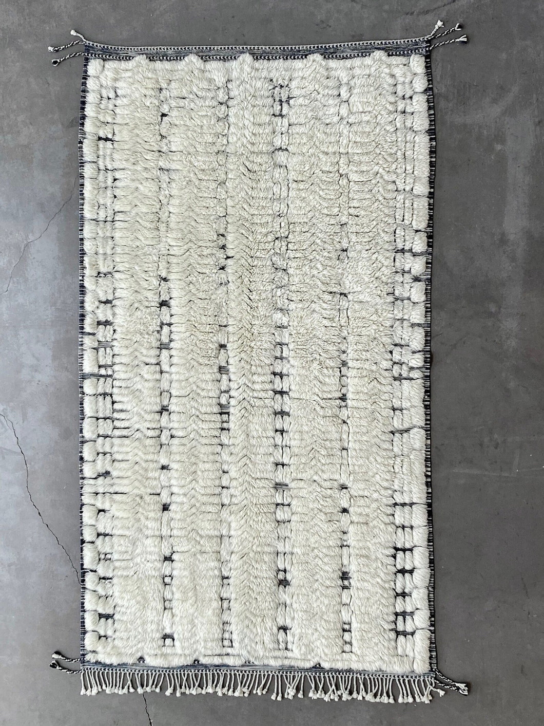 BENI OURAIN RUG #629 - Handmade Carpet