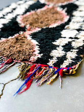 Load image into Gallery viewer, BOUCHEROUITE MOROCCAN RUNNER #266 - Vintage Handmade Carpet

