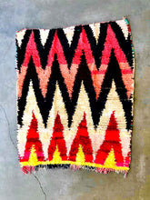 Load image into Gallery viewer, BOUCHEROUITE MOROCCAN RUG #303 - Vintage Handmade Carpet
