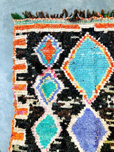 Load image into Gallery viewer, BOUCHEROUITE MOROCCAN RUG #228 - Vintage Handmade Carpet
