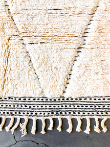BENI OURAIN MOROCCAN RUG #308 - Handmade Carpet