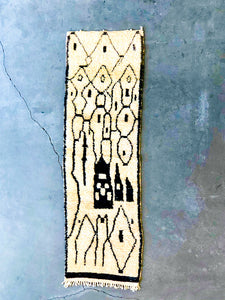 AZILAL MOROCCAN RUNNER #427 - Vintage Handmade Carpet