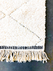 BENI OURAIN MOROCCAN RUNNER #318 - Handmade Carpet