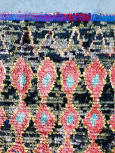 Load image into Gallery viewer, BOUCHEROUITE MOROCCAN RUG #277 - Vintage Handmade Carpet
