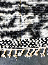 Load image into Gallery viewer, ZANAFI MOROCCAN RUG #521 - Handmade Carpet
