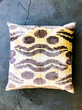 Load image into Gallery viewer, TURKISH VELVET PILLOW #520 - On Sale!
