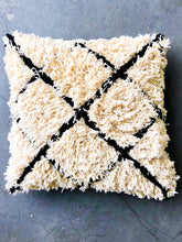 Load image into Gallery viewer, MOROCCAN COTTON PILLOW #432
