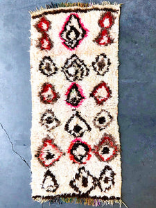 AZILAL MOROCCAN RUG #109 - Vintage Handmade Carpet