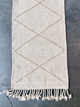 Load image into Gallery viewer, ZANAFI MOROCCAN RUNNER #522 - Vintage Handmade Carpet
