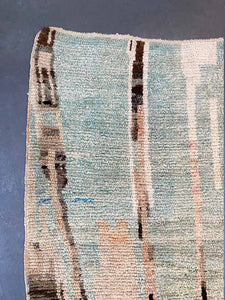 BOUJAD MOROCCAN RUG #566 - Vintage Handmade Carpet