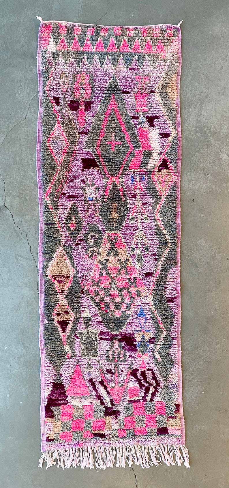 BOUJAD MOROCCAN RUNNER #571 - Vintage Handmade Carpet