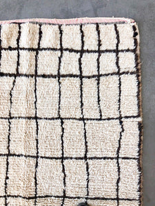 AZILAL MOROCCAN RUG #200 - Vintage Handmade Carpet - On Sale!