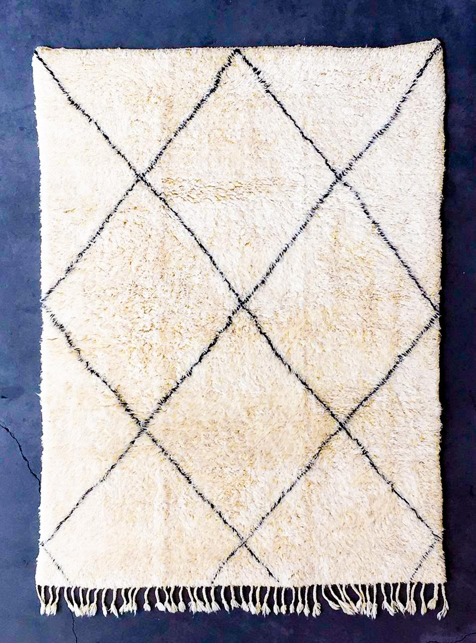 MARMOUCHA MOROCCAN RUG #18 - Vintage Handmade Carpet