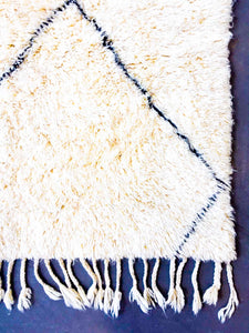 MARMOUCHA MOROCCAN RUG #18 - Vintage Handmade Carpet