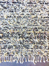Load image into Gallery viewer, HANDIRA MOROCCAN RUG #10 - Vintage Handmade Carpet/Blanket - On Sale!
