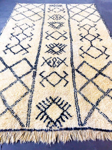 BENI OURAIN MOROCCAN RUG - Vintage Handmade Carpet - On Sale!