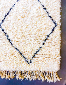 BENI OURAIN MOROCCAN RUG #37 - Vintage Handmade Carpet