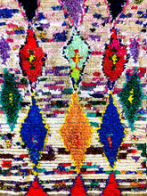 Load image into Gallery viewer, AZILAL MOROCCAN RUG #218 -VINTAGE HANDMADE CARPET - ON SALE!
