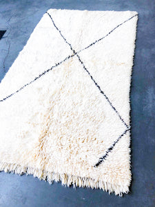 BENI OURAIN MOROCCAN RUG #274 - Handmade Carpet